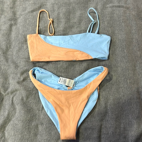 Lspace swimsuit - Picture 1 of 4